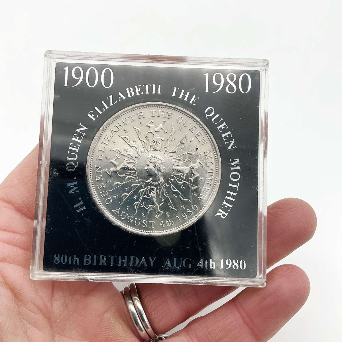 1980 Queen Mothers Birthday Commemorative Coin - Beeches Vintage
