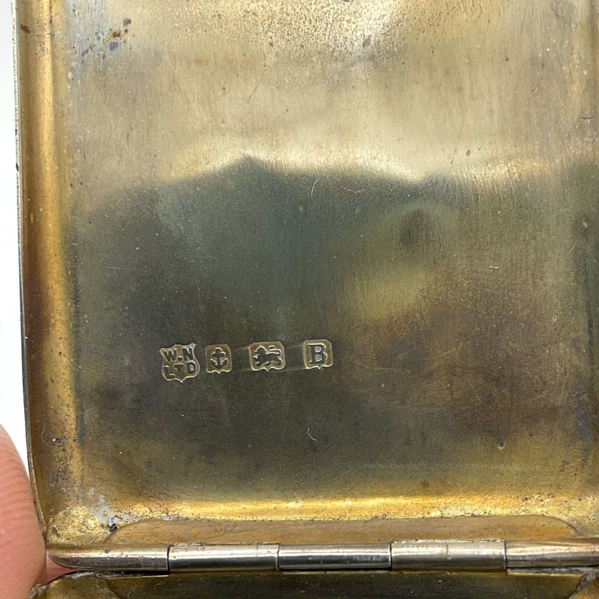 Makers mark and hallmarks for Birmingham on a gilded interior.