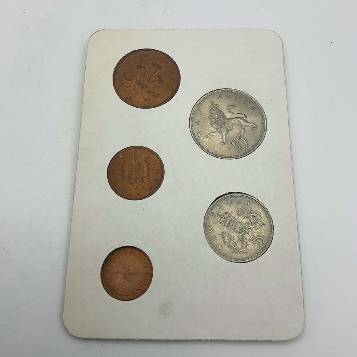 The front view of the coins in Britain's First Decimal Coins Set
