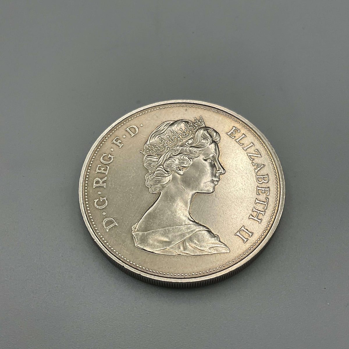 Beeches Vintage Queens 1972 Silver Wedding Anniversary Crown Coin, close-up image showing detailed design and commemorative inscription.