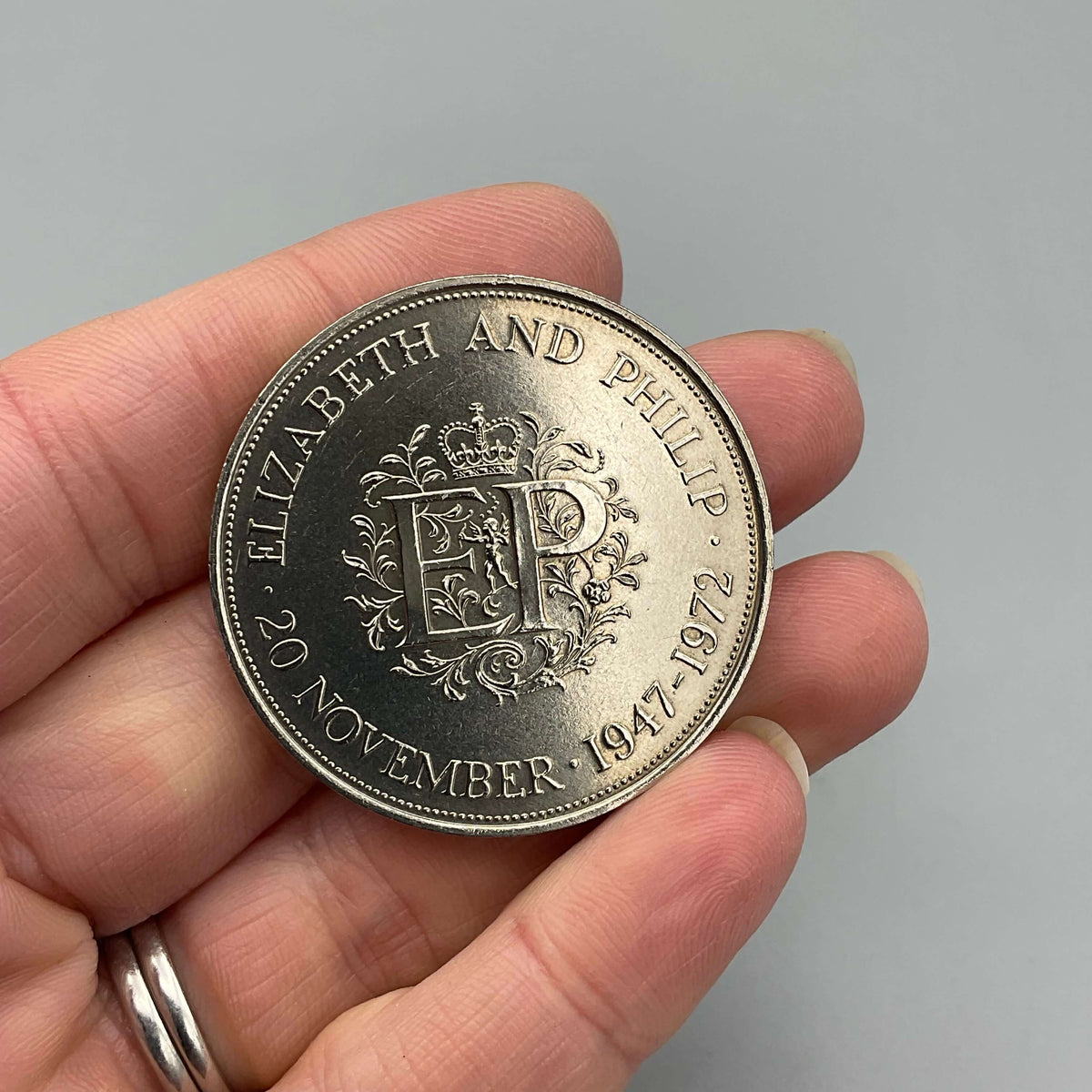 Beeches Vintage Queens 1972 Silver Wedding Anniversary Crown Coin, close-up view showing detailed design and silver finish.