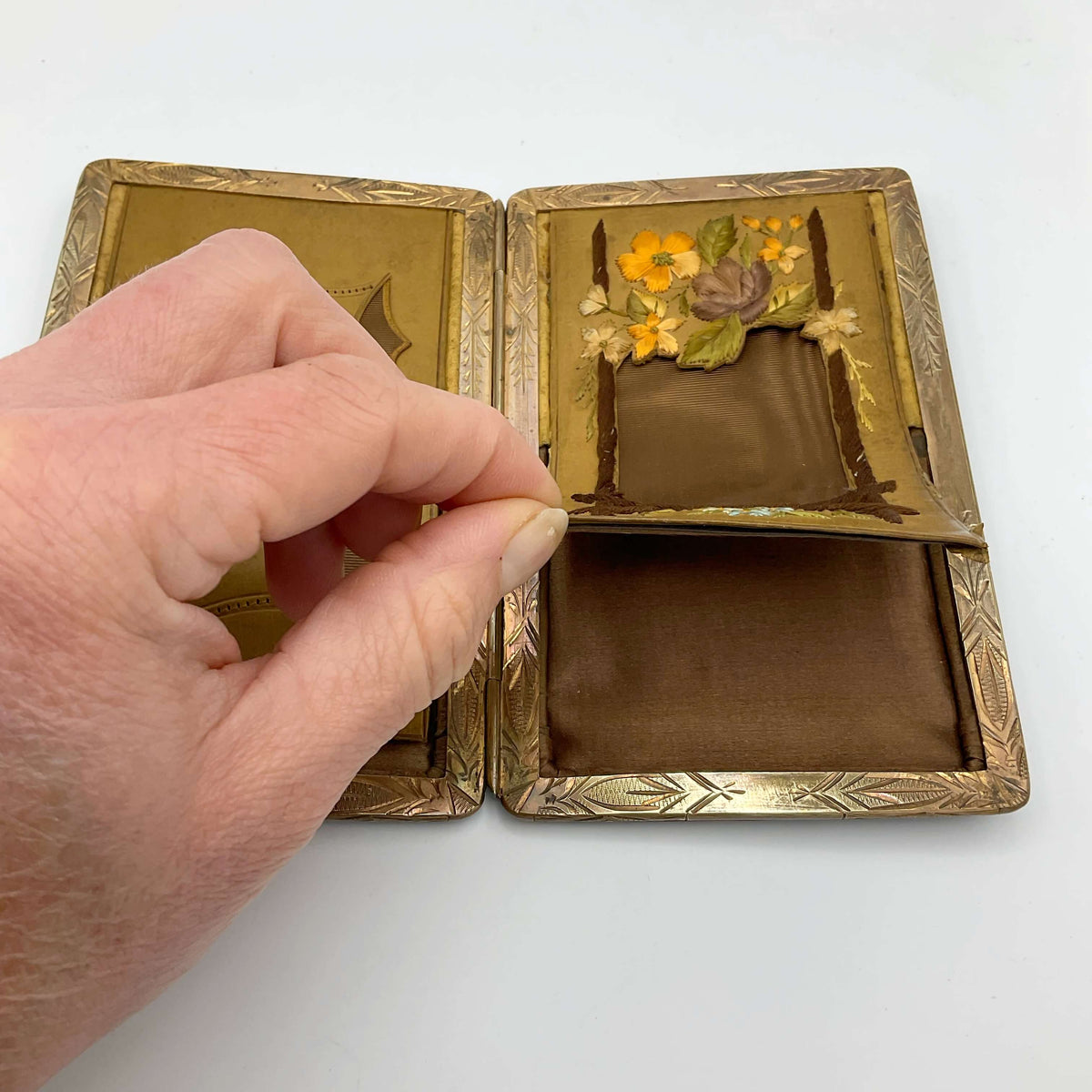 Vintage 1940s leather card case by Beeches Vintage, featuring classic design and multiple card slots in rich leather.