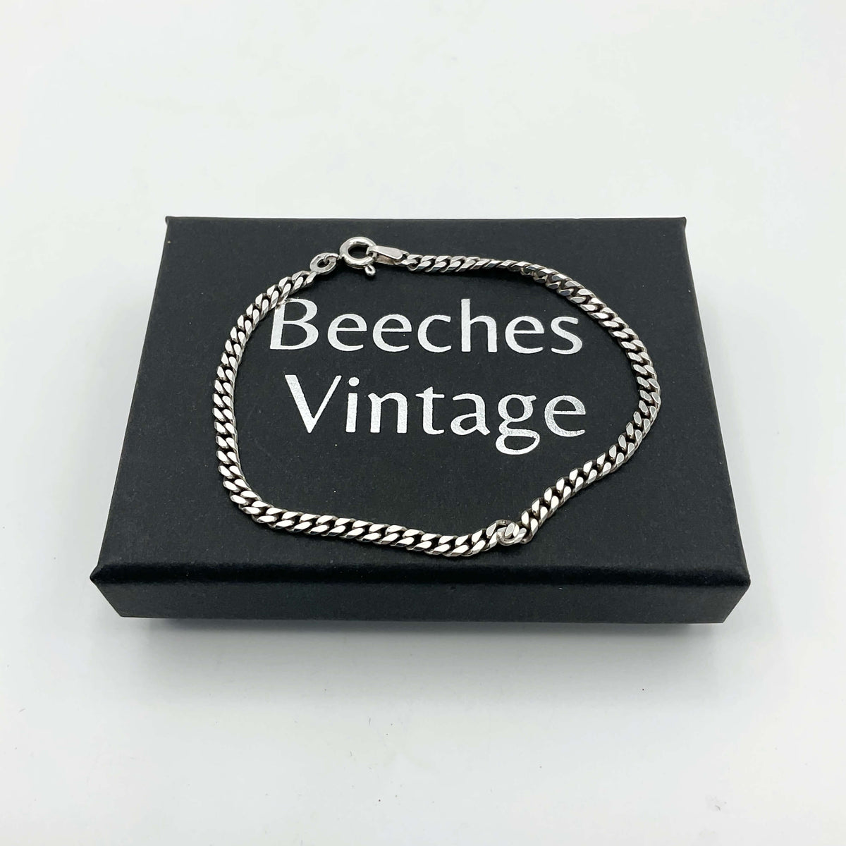 Ladies Solid Silver Curb Chain Bracelet