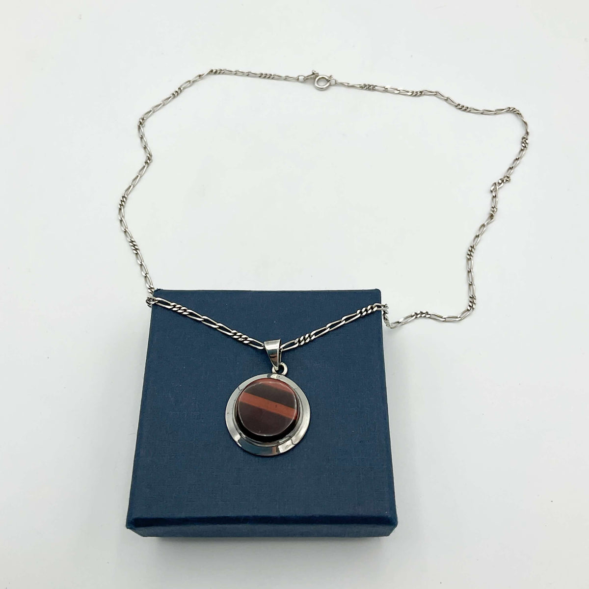 Striped Agate Pendant Necklace - Beeches Vintage