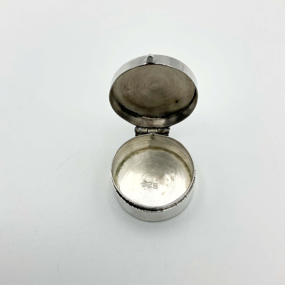 Round Silver Pill Box or Case - Beeches Vintage