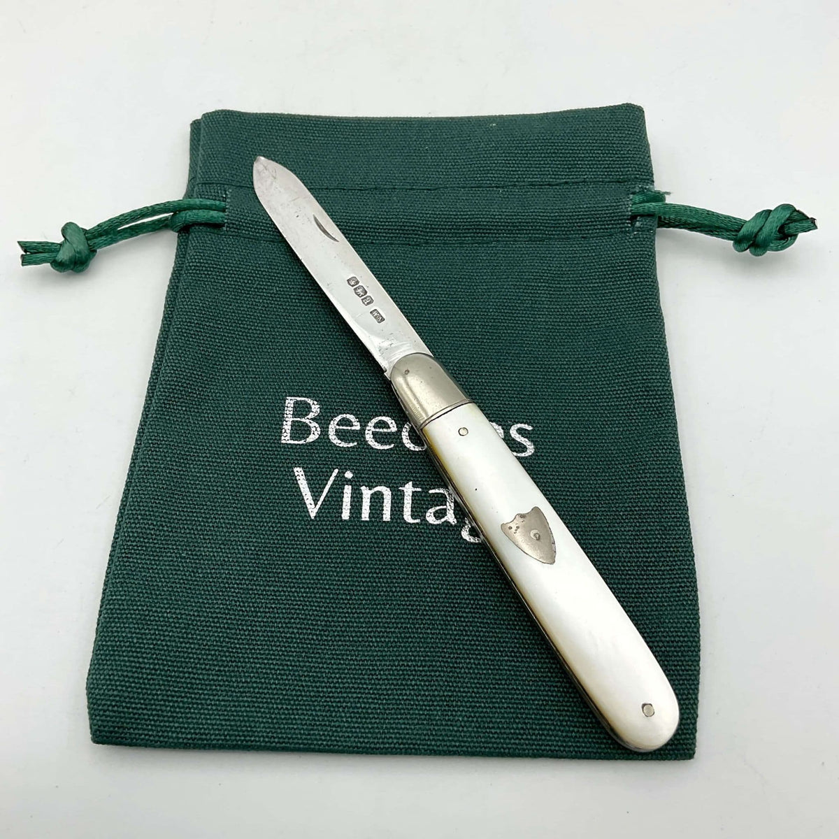 Antique Beeches Vintage sterling silver fruit knife with mother-of-pearl handle and 1918 hallmark.