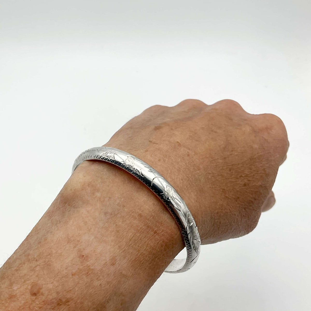 Silver Hinged Bracelet, 1997 Hallmarks - Beeches Vintage