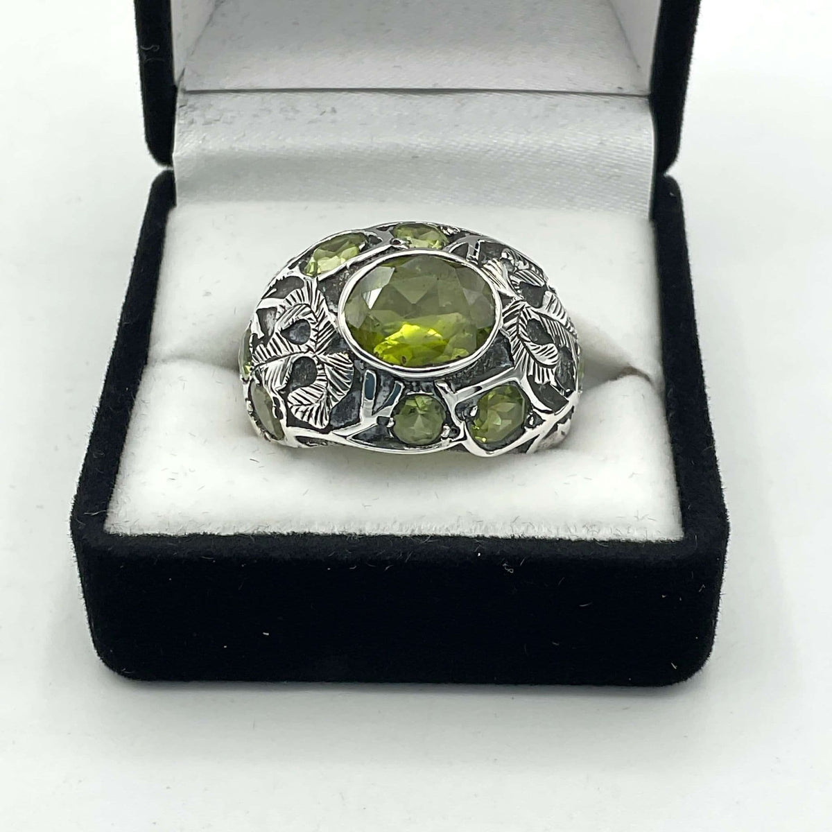 Peridot Green Silver Ring - Beeches Vintage
