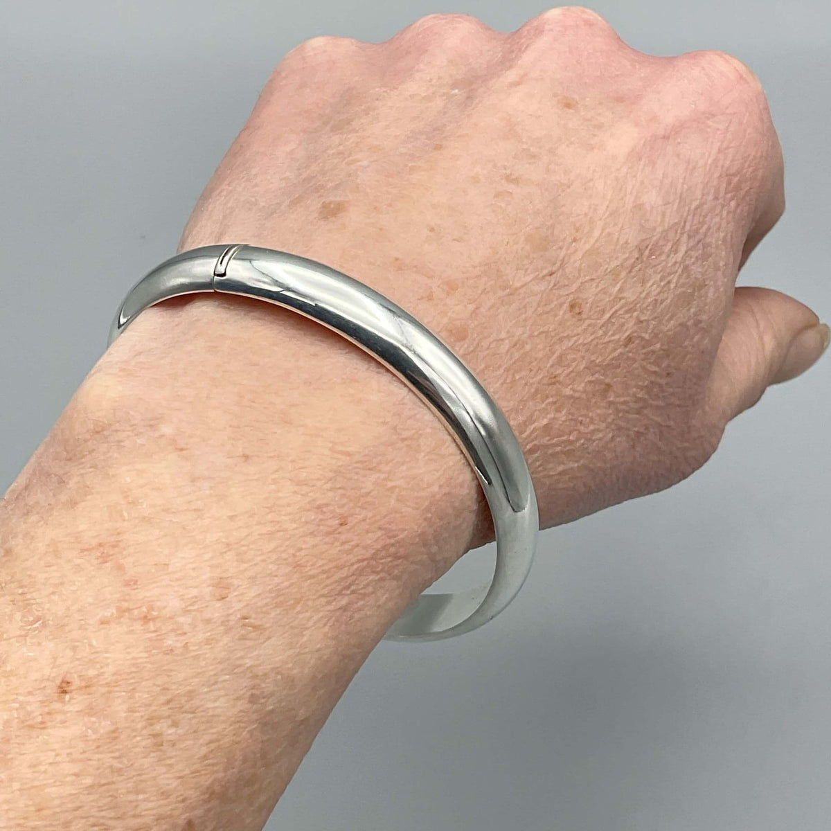 Sterling Silver Hinged Bangle Bracelet, 2009 Hallmark - Beeches Vintage